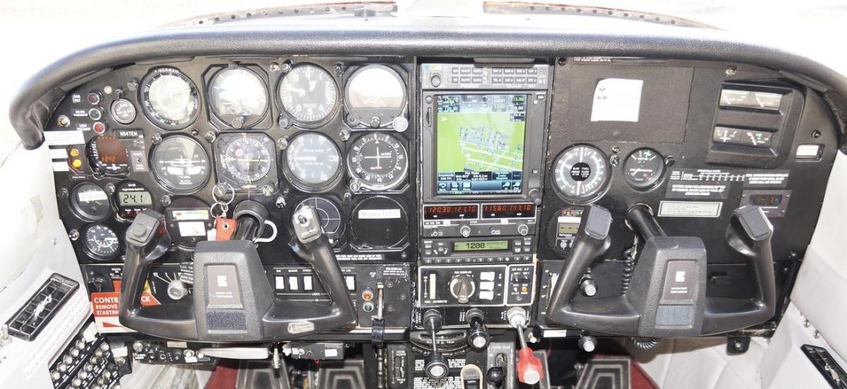 1979 Cessna P210N Photo 6