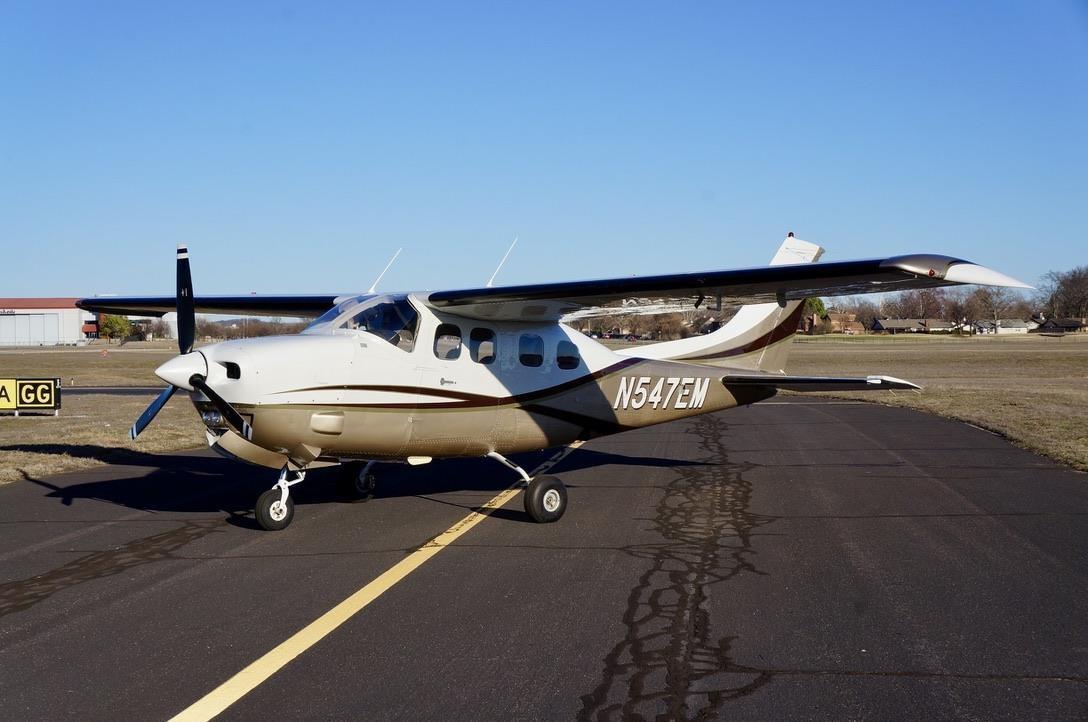 1979 Cessna P210N Photo 2