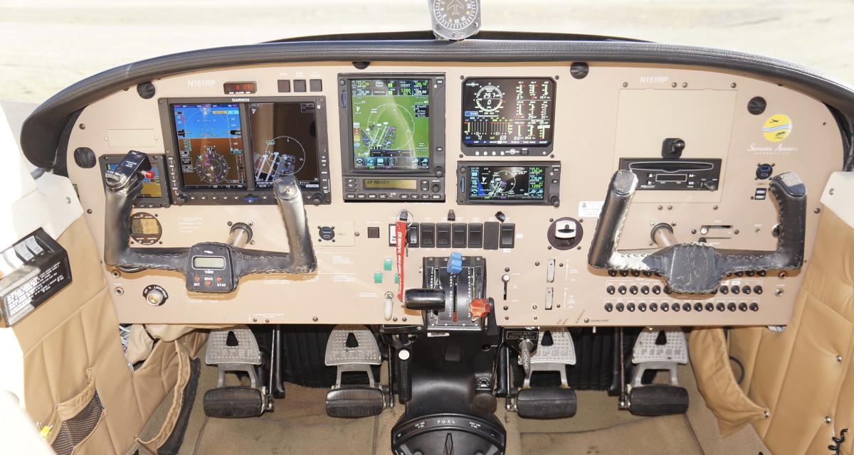 1982 Piper Saratoga SP Photo 7