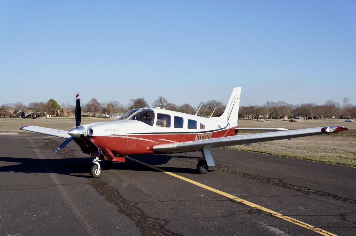 1982 Piper Saratoga SP Photo 2