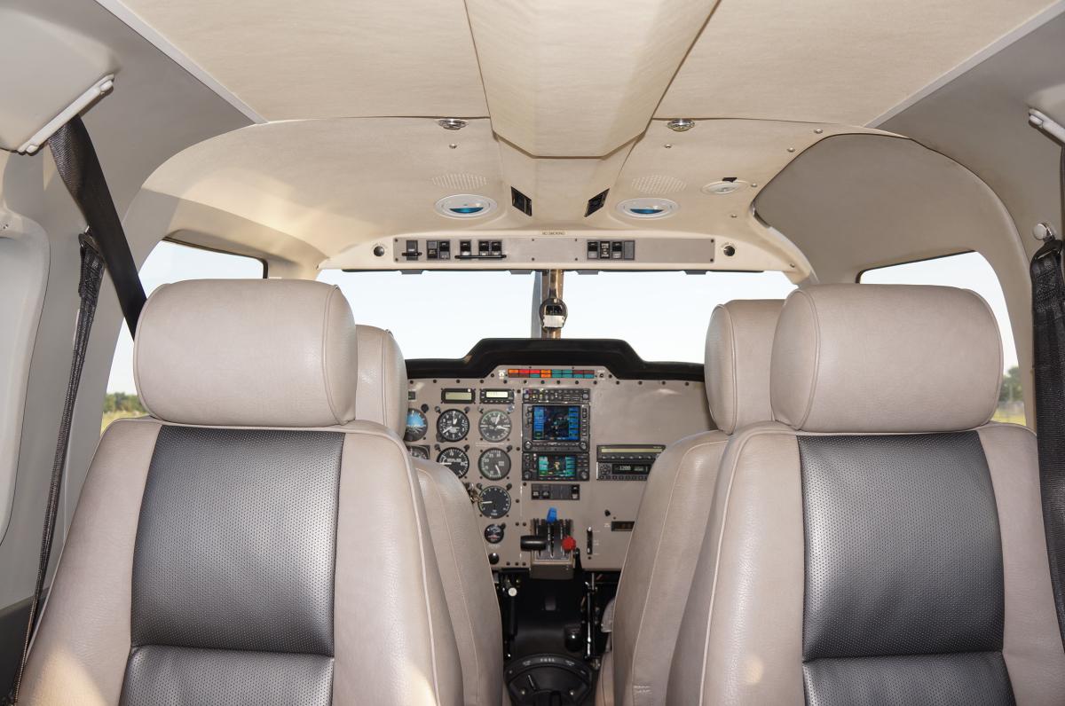 2003 Piper 6XT Photo 4