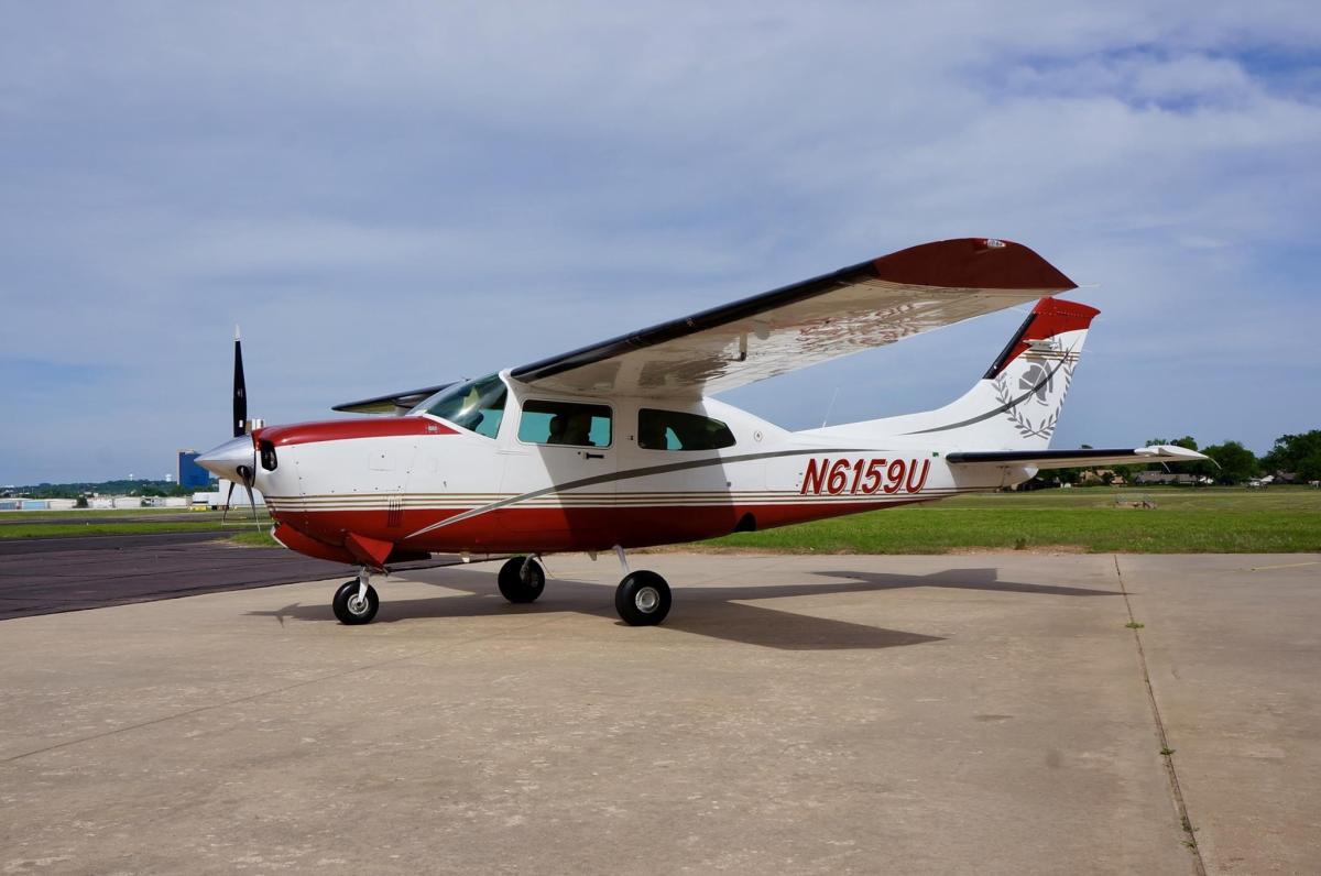 1985 Cessna Turbo 210R Photo 5