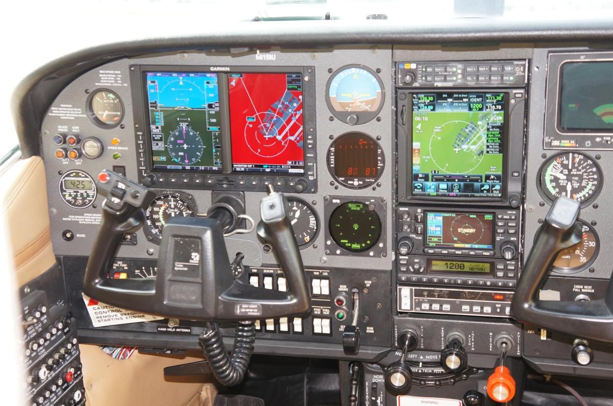 1985 Cessna Turbo 210R Photo 7