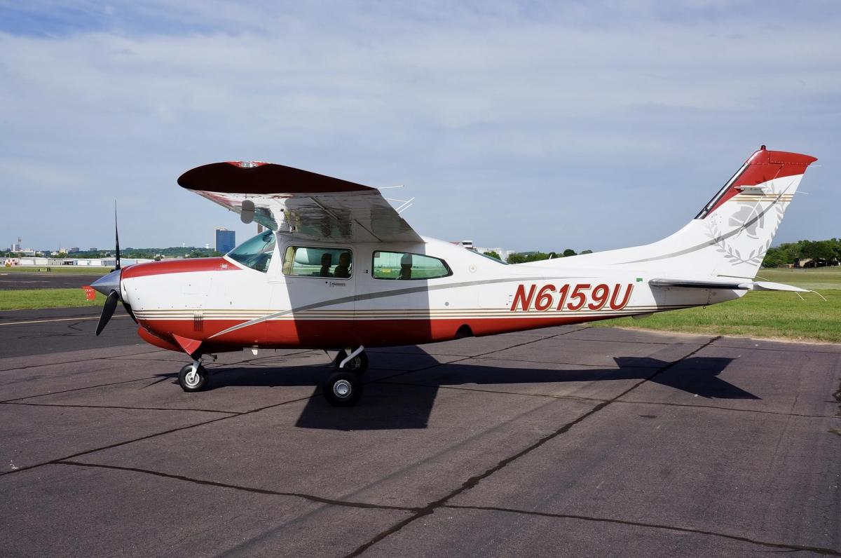 1985 Cessna Turbo 210R Photo 5