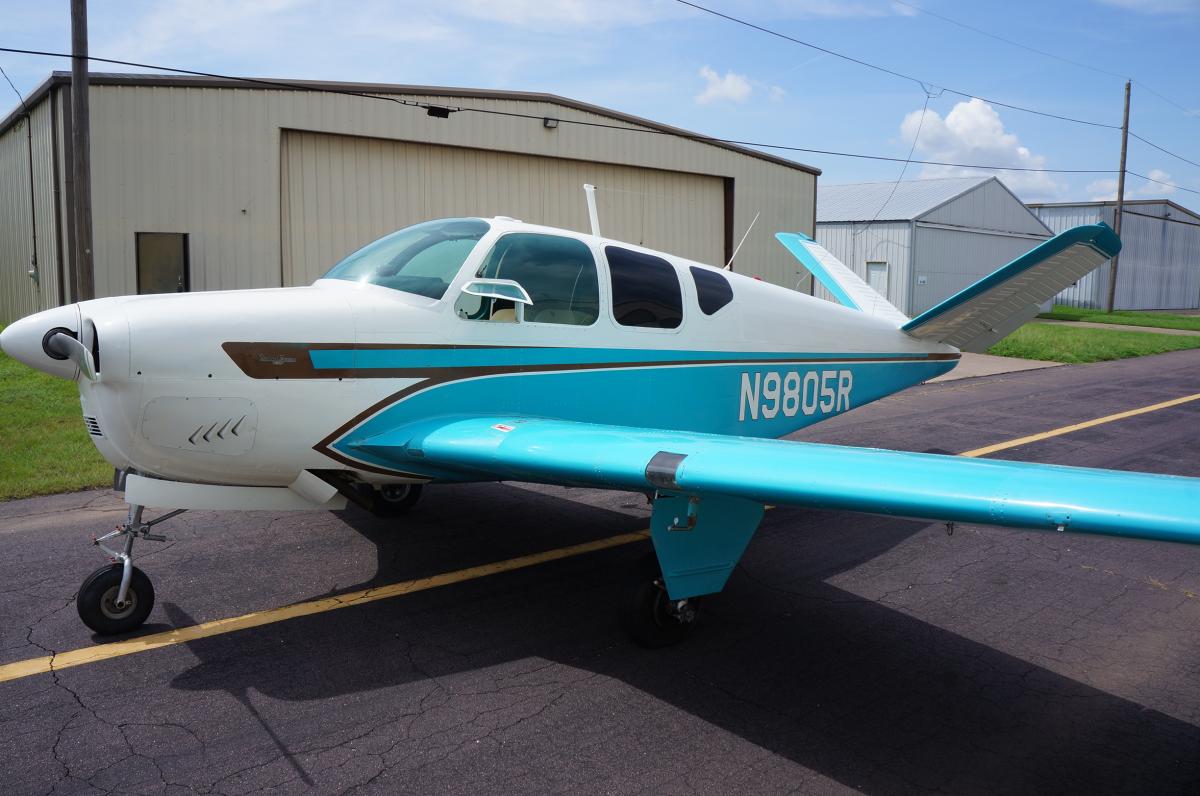 1960 Beechcraft M35 Bonanza Photo 2