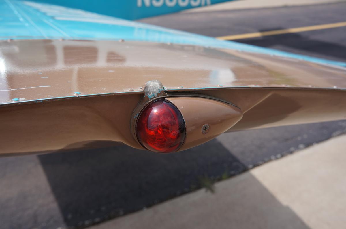 1960 Beechcraft M35 Bonanza Photo 7