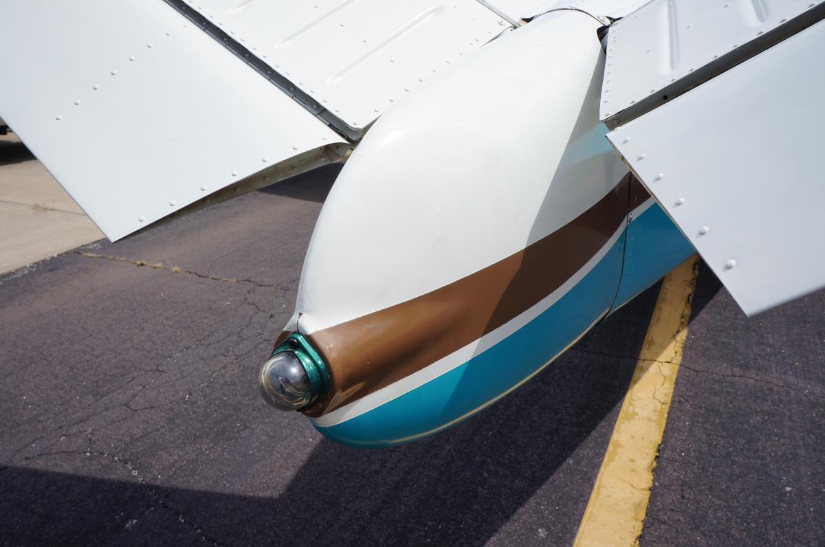1960 Beechcraft M35 Bonanza Photo 3
