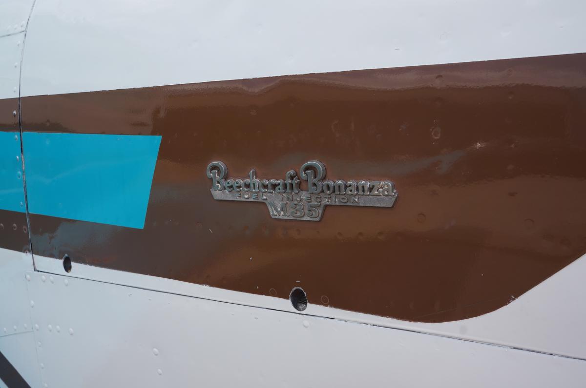 1960 Beechcraft M35 Bonanza Photo 5