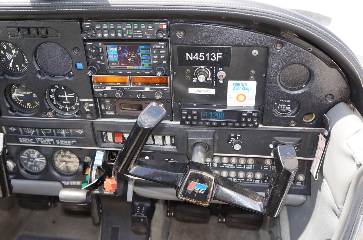 1976 Piper Arrow II Photo 5