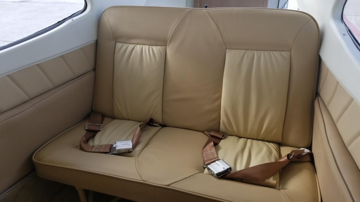 1974 Cessna 210L Photo 7