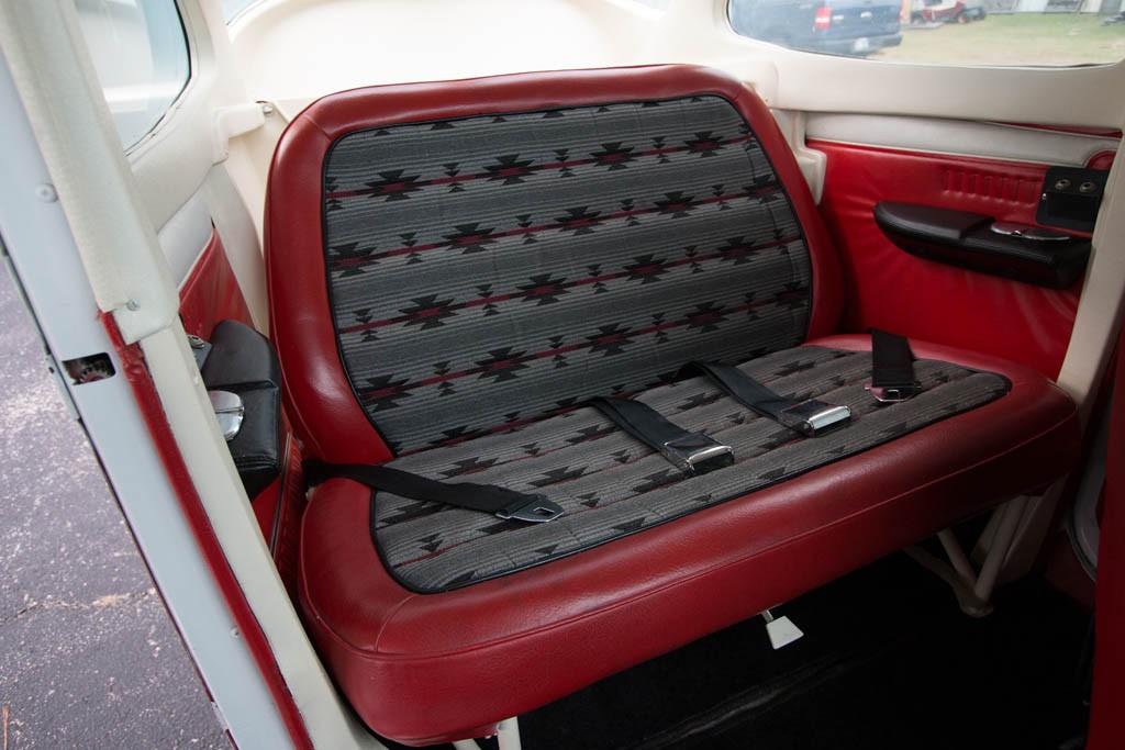 1977 Cessna 172N Skyhawk Photo 2