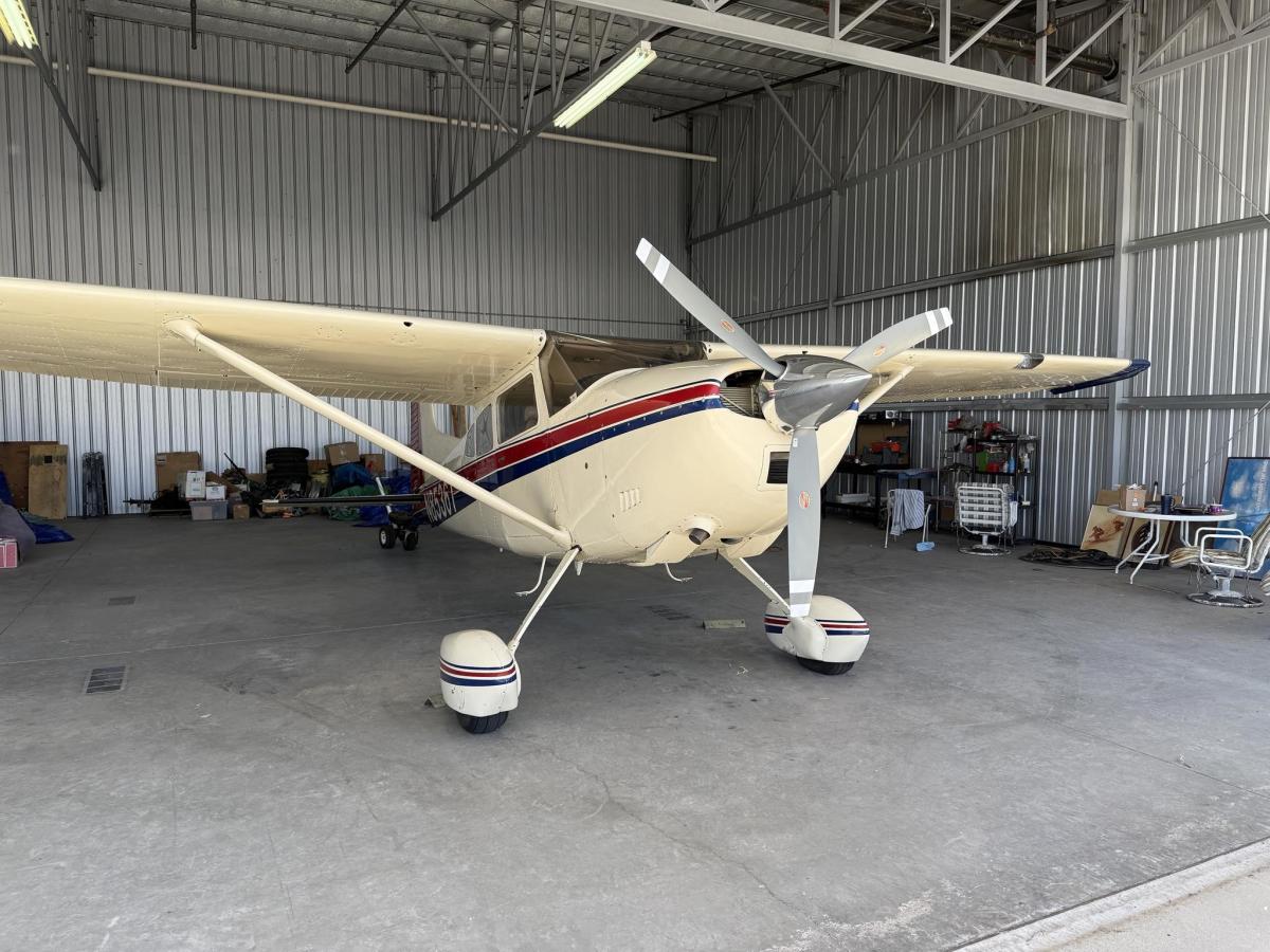 1970 Cessna A185E Skywagon Photo 3