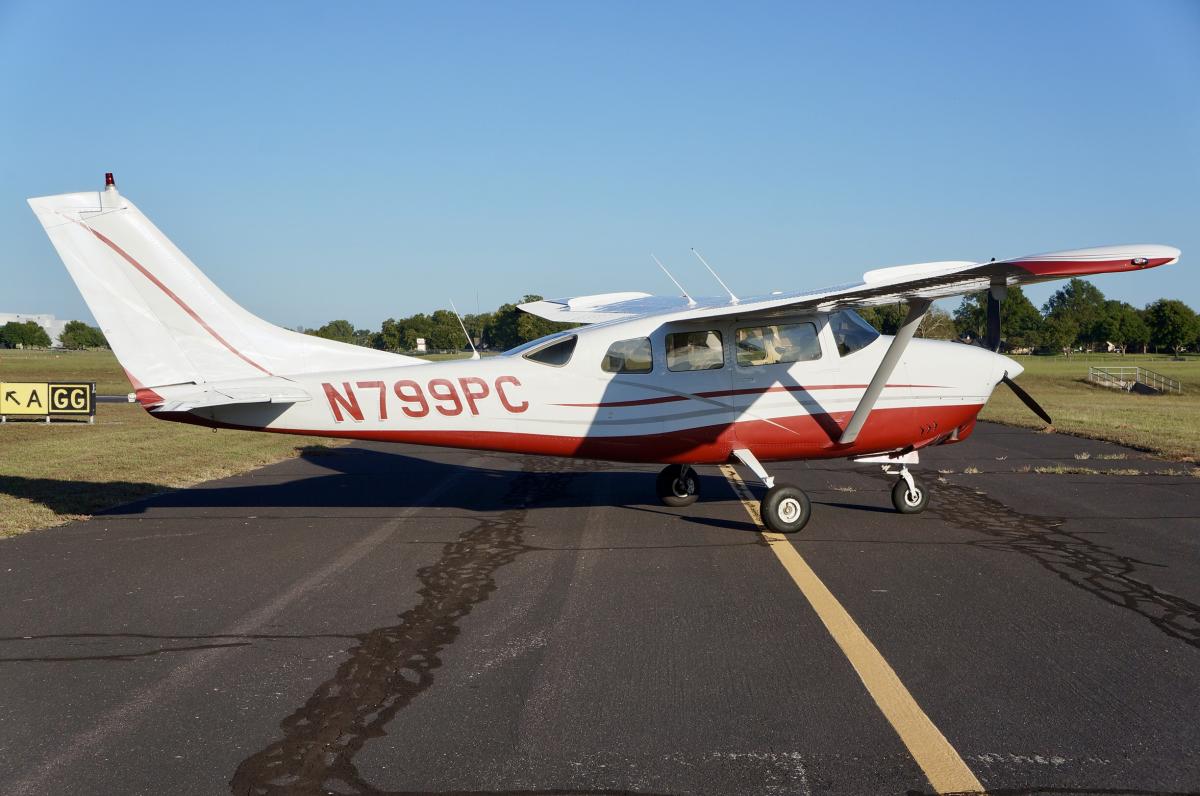 1966 Cessna Turbo 210F Photo 2