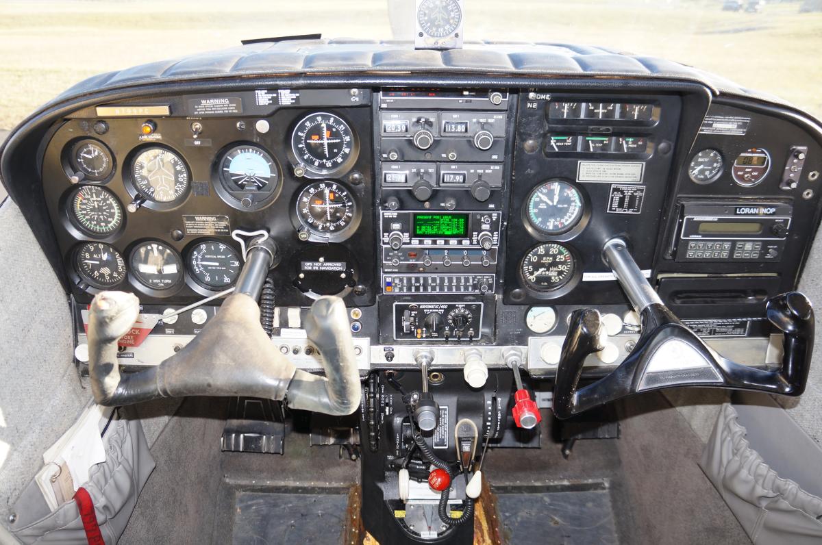 1966 Cessna Turbo 210F Photo 7