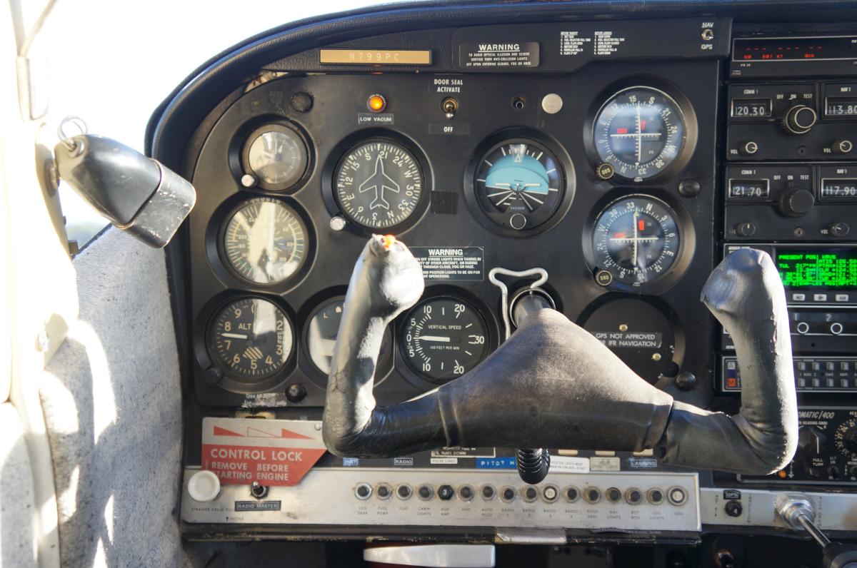 1966 Cessna Turbo 210F Photo 7