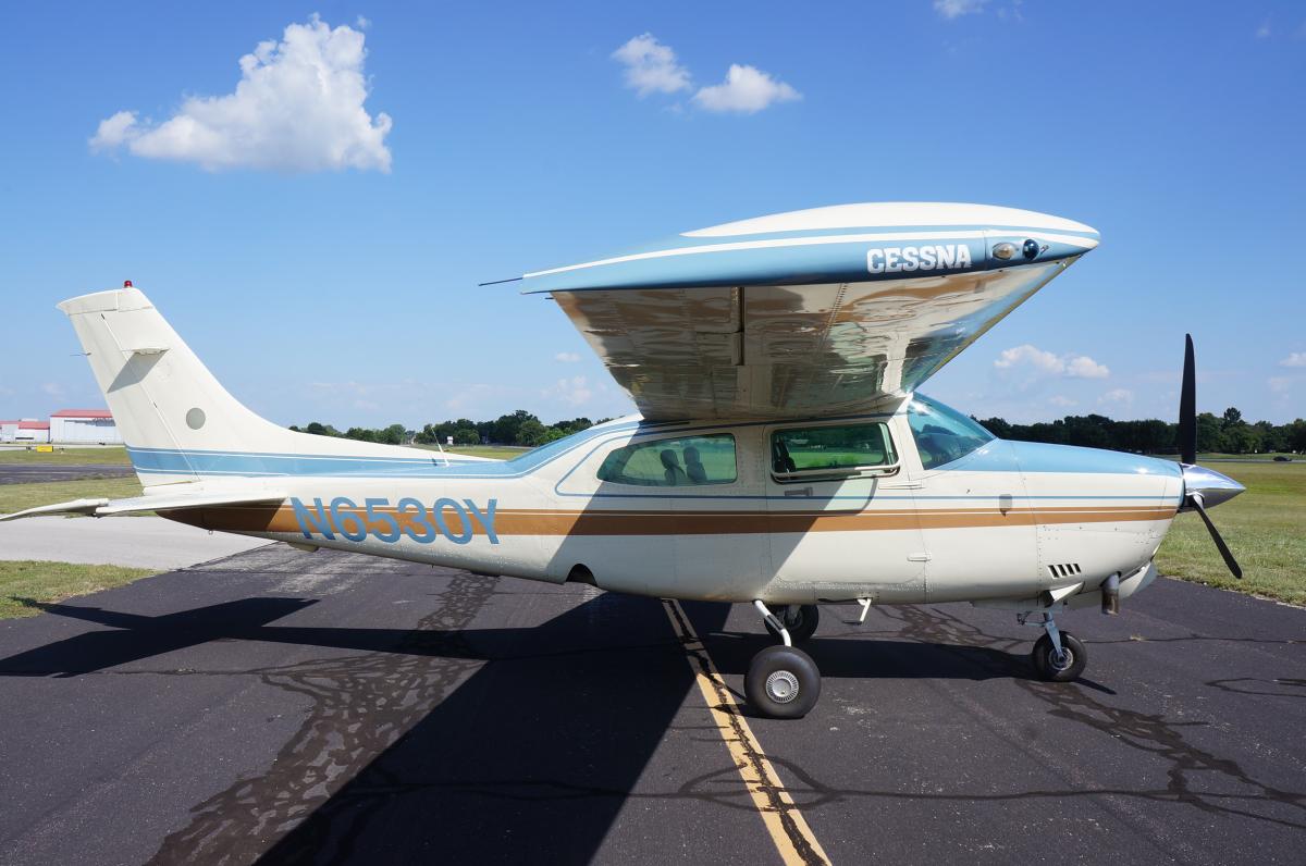 1981 Cessna T210N Photo 3