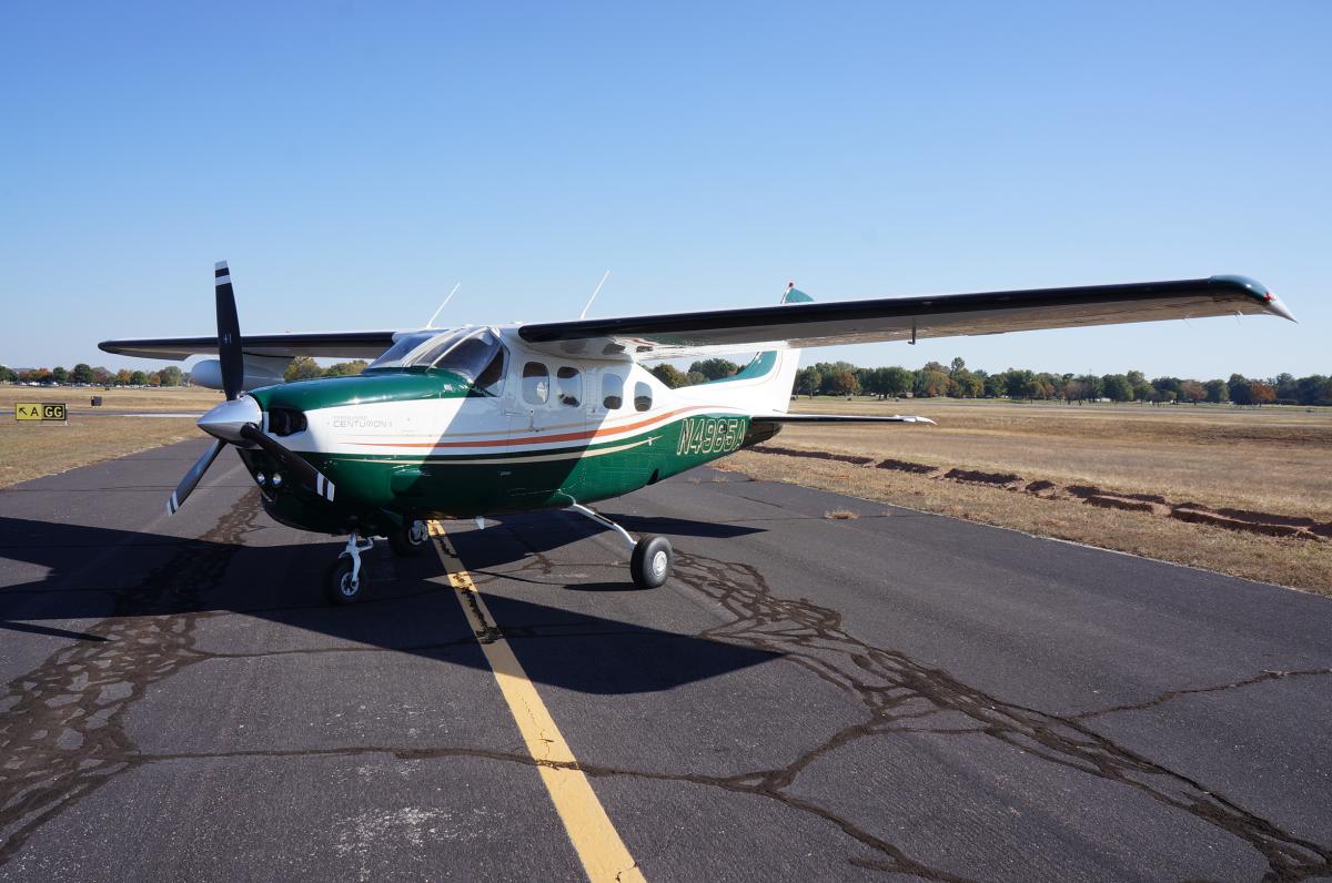 1983 Cessna P210N Photo 4