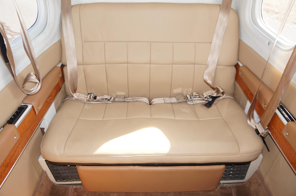 1983 Cessna P210N Photo 2