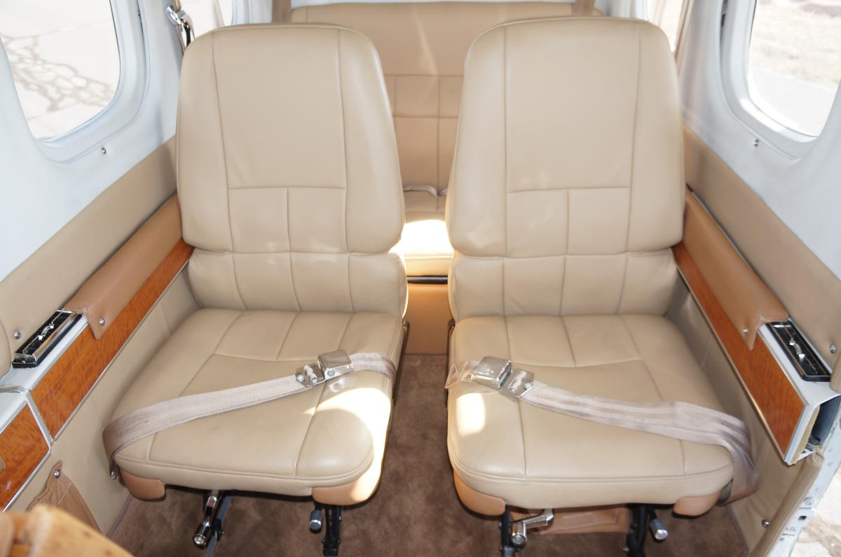 1983 Cessna P210N Photo 4