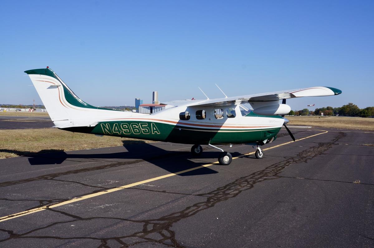 1983 Cessna P210N Photo 2