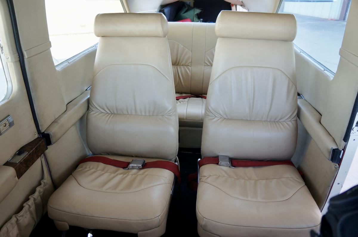 1980 Cessna T210N Photo 6