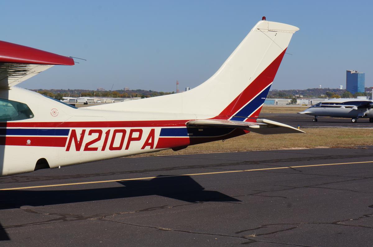 1980 Cessna T210N Photo 7