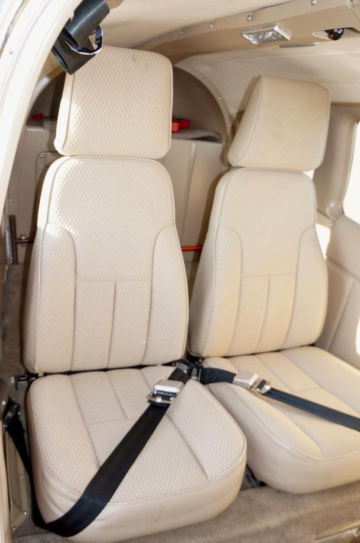 1977 Piper Turbo Arrow III Photo 3