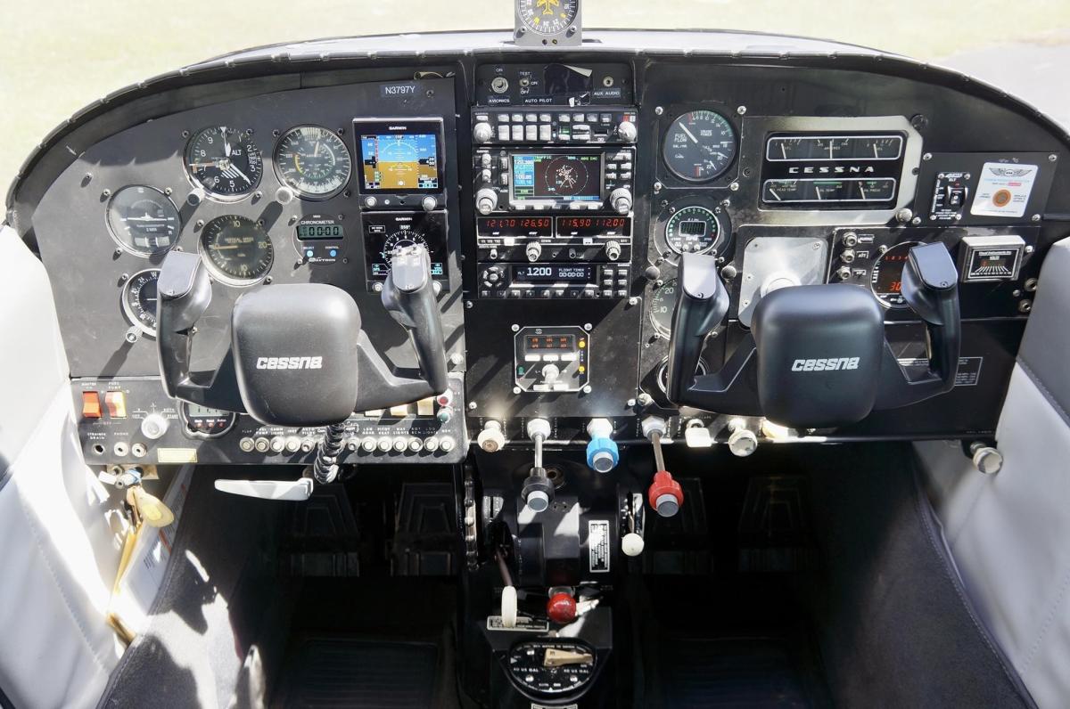 1964 Cessna 210D Photo 7