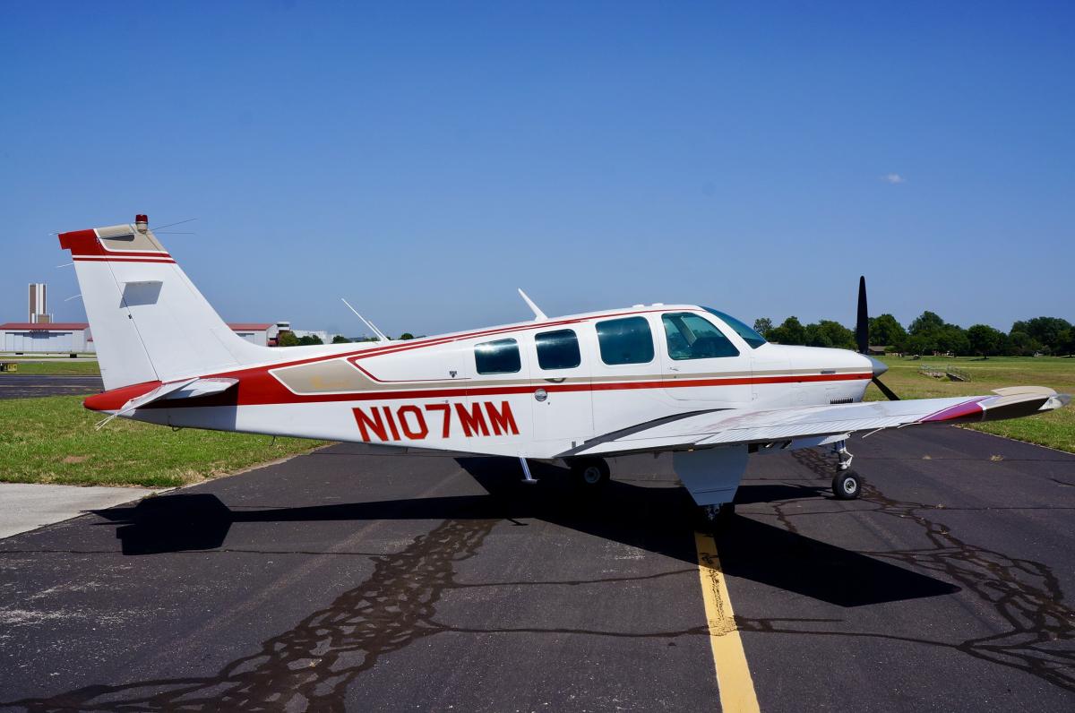 1983 Beechcraft A36 Bonanza Photo 3