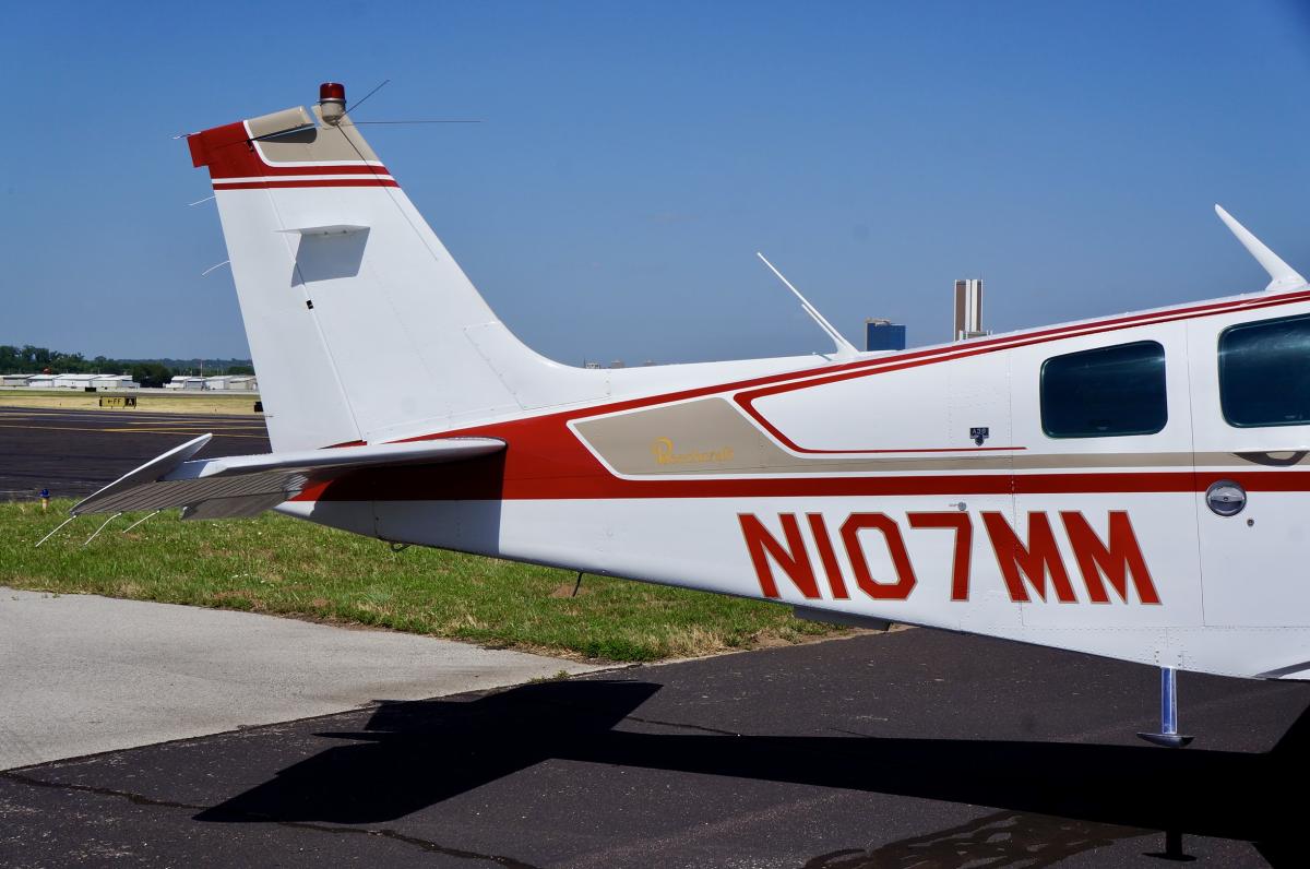 1983 Beechcraft A36 Bonanza Photo 4