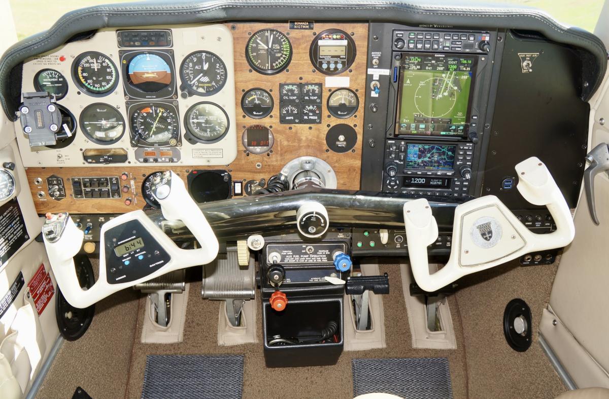 1983 Beechcraft A36 Bonanza Photo 5