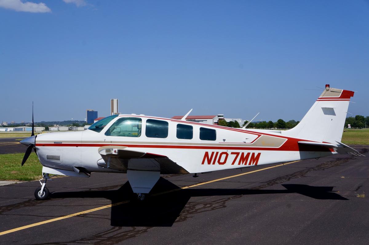 1983 Beechcraft A36 Bonanza Photo 3