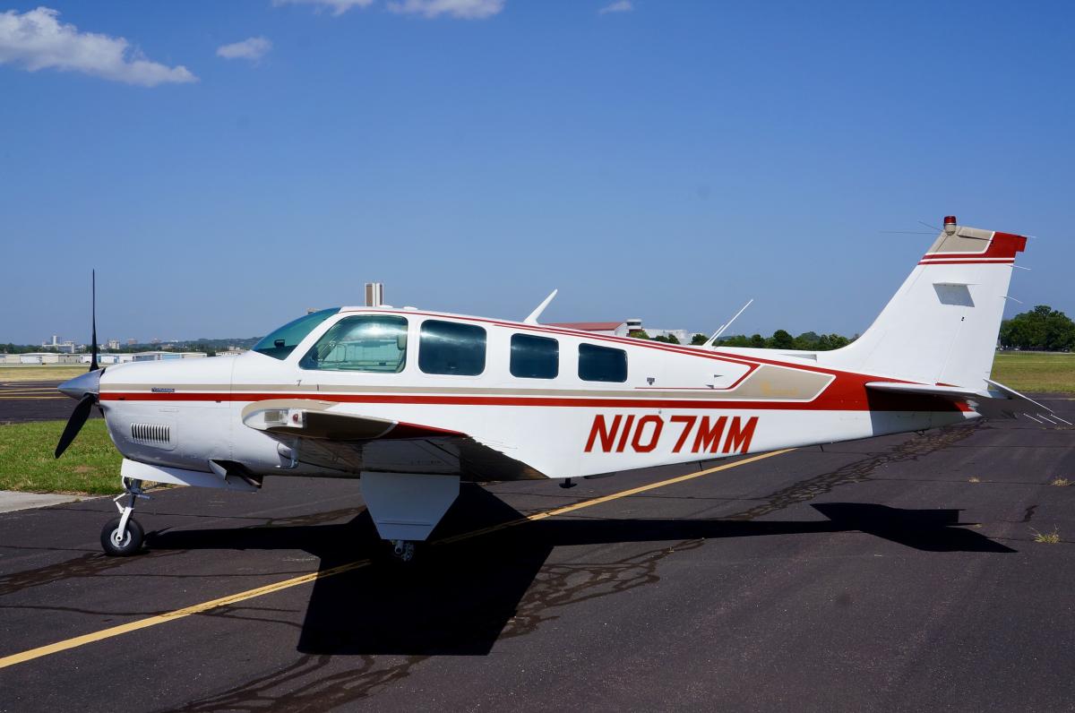 1983 Beechcraft A36 Bonanza Photo 5