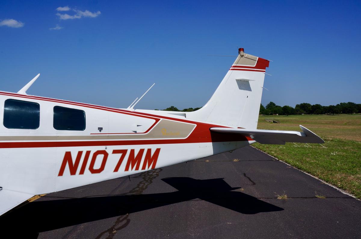 1983 Beechcraft A36 Bonanza Photo 7