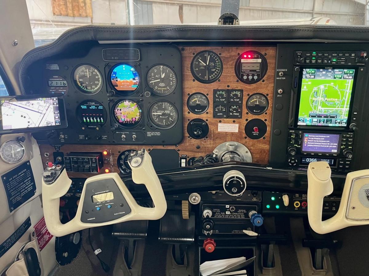 1983 Beechcraft A36 Bonanza Photo 5