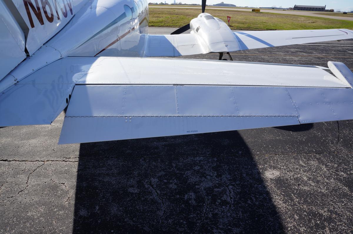 1978 Cessna 421C Photo 3