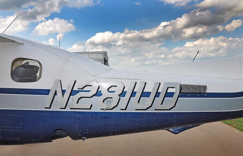 1981 Cessna P210N Photo 3