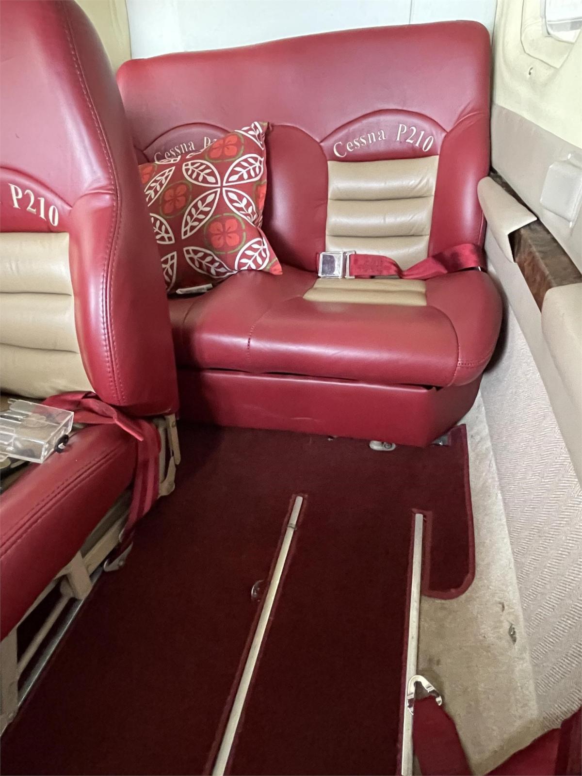 1980 Cessna P210N Photo 7