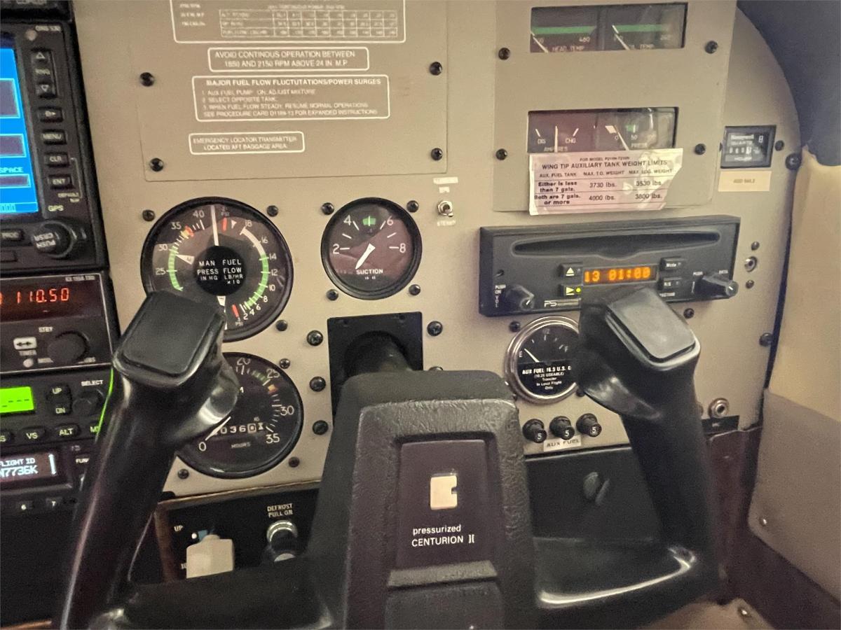 1980 Cessna P210N Photo 2