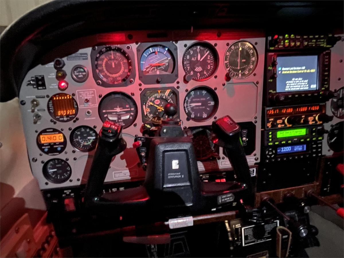 1980 Cessna P210N Photo 6