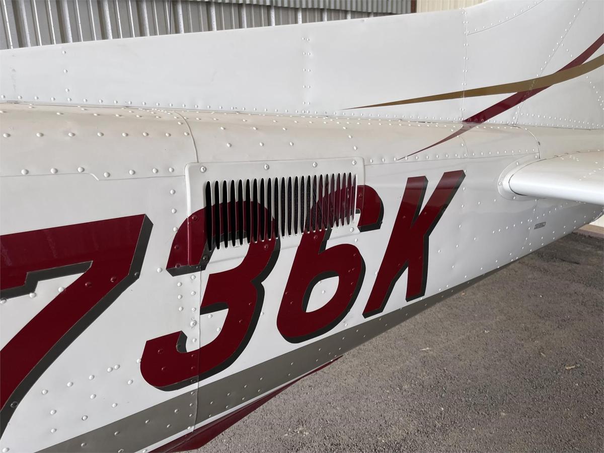 1980 Cessna P210N Photo 2