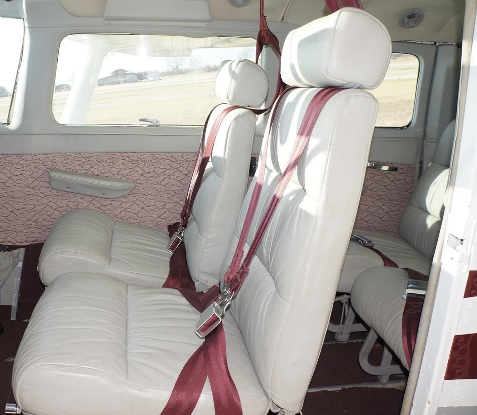 1980 Cessna U206G Photo 4