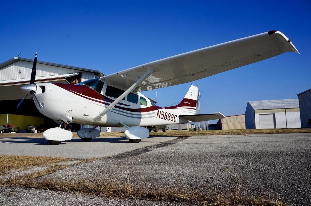 1980 Cessna U206G Photo 6