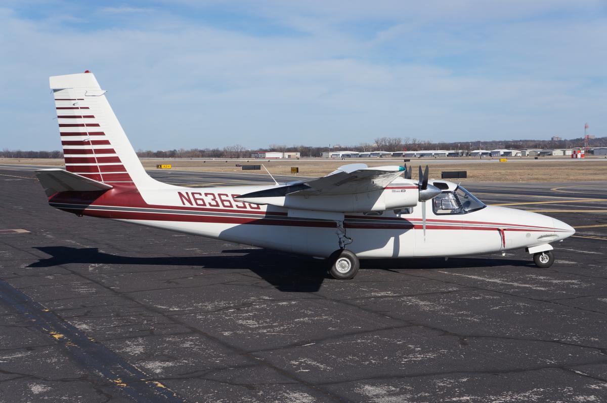 1964 Commander 500B Photo 3