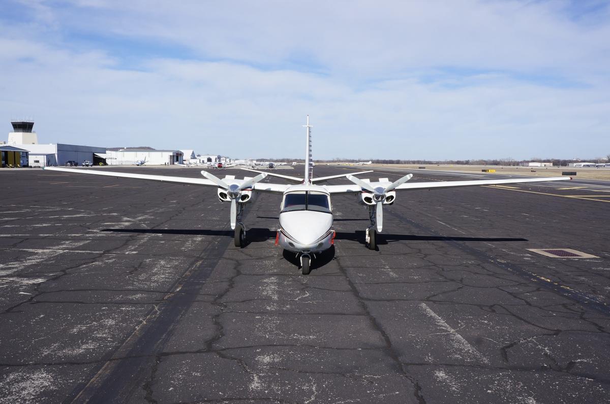 1964 Commander 500B Photo 4