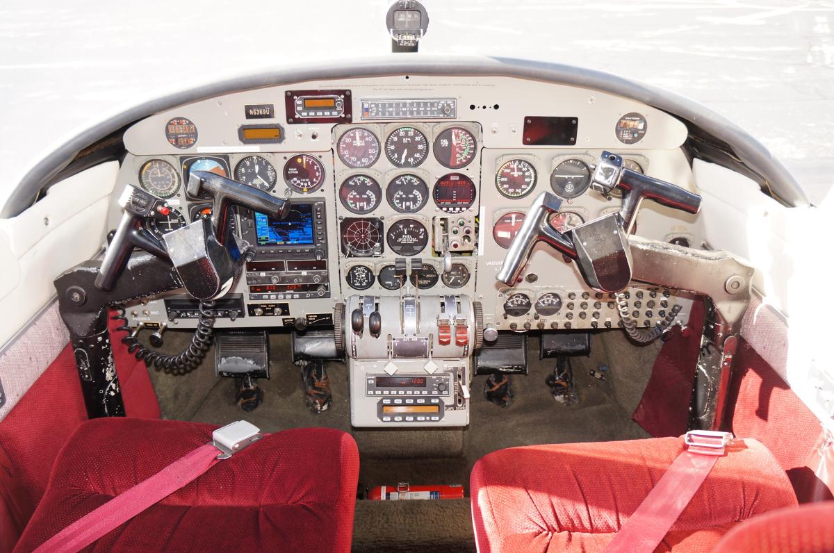 1964 Commander 500B Photo 5