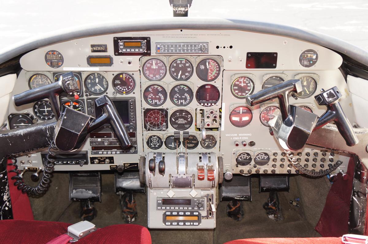 1964 Commander 500B Photo 7