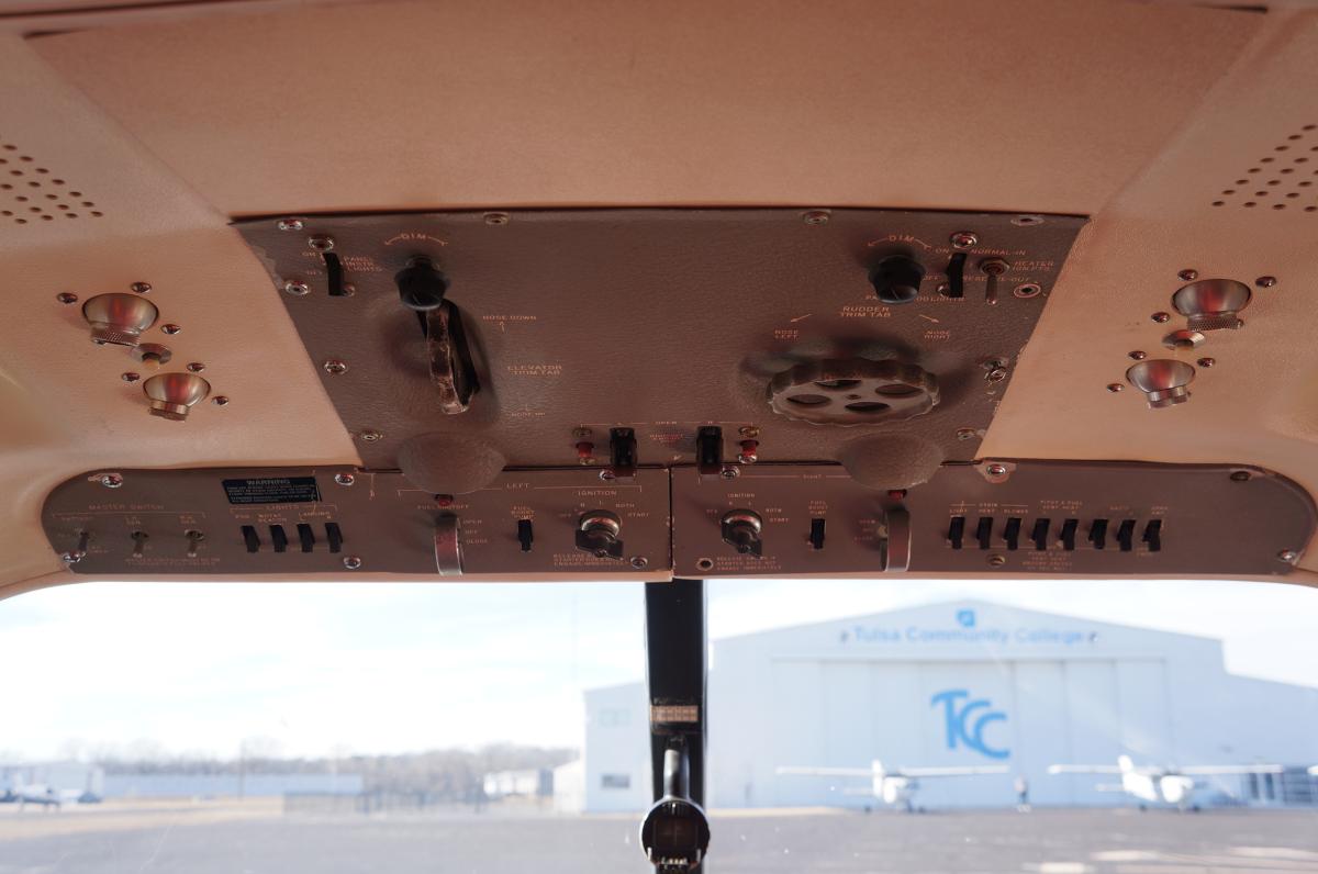 1964 Commander 500B Photo 2