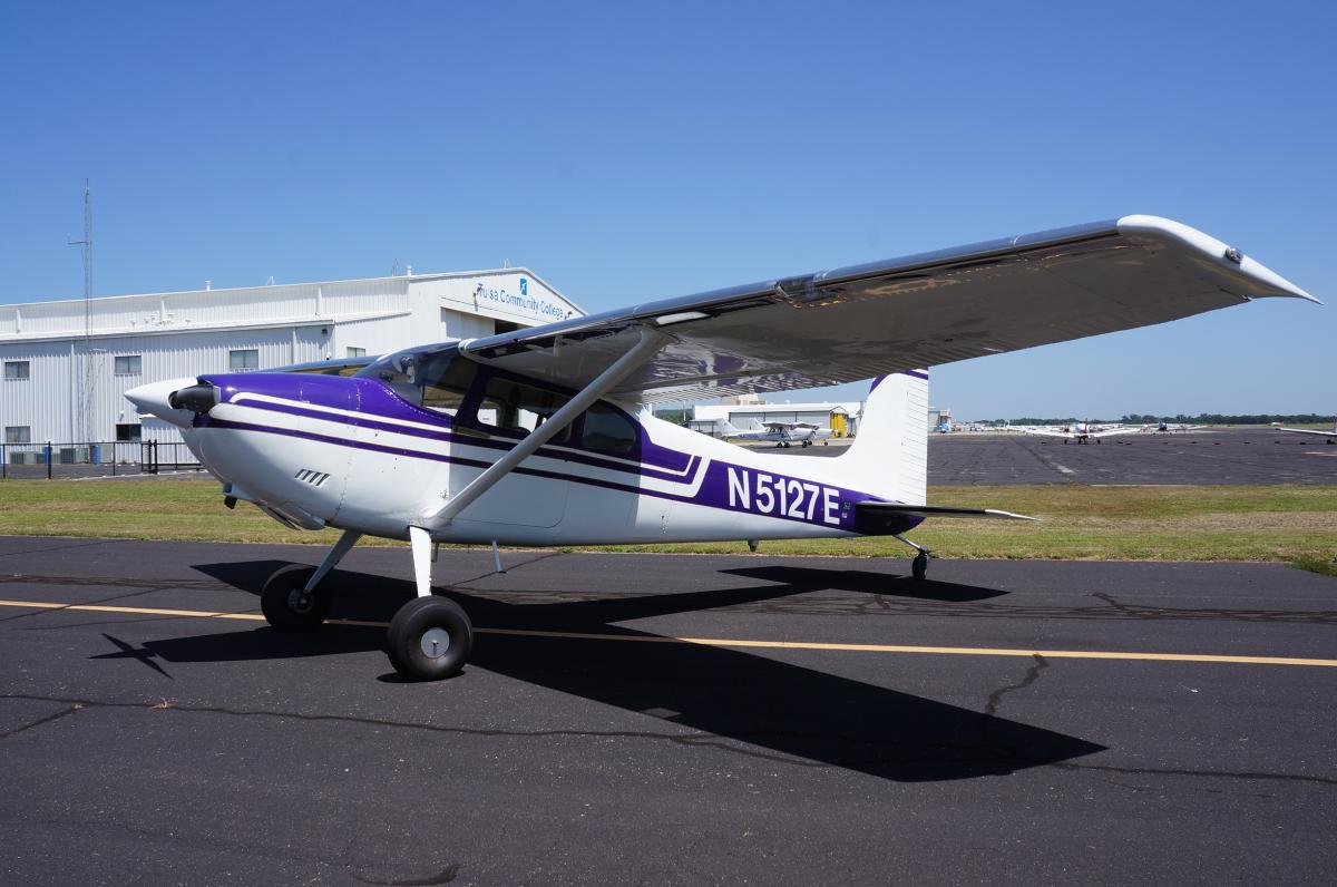 1959 Cessna 180 Photo 4
