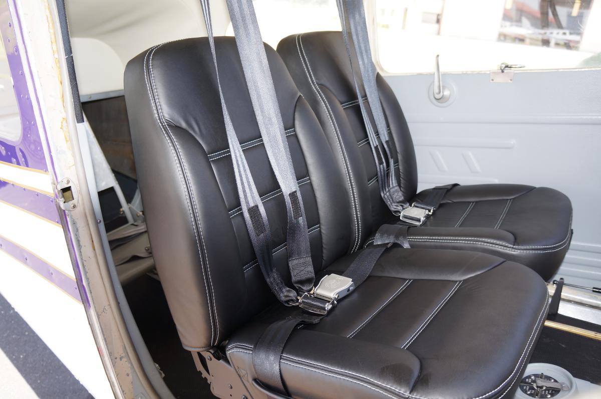 1959 Cessna 180 Photo 2